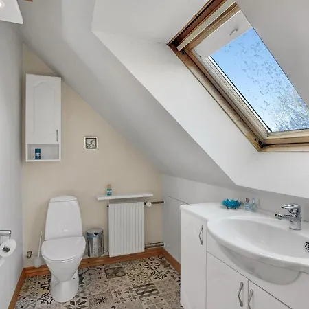 4 Bedroom Pet Friendly In Spottrup