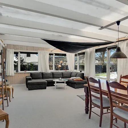 Ferienhaus 4 Bedroom Pet Friendly In Spottrup